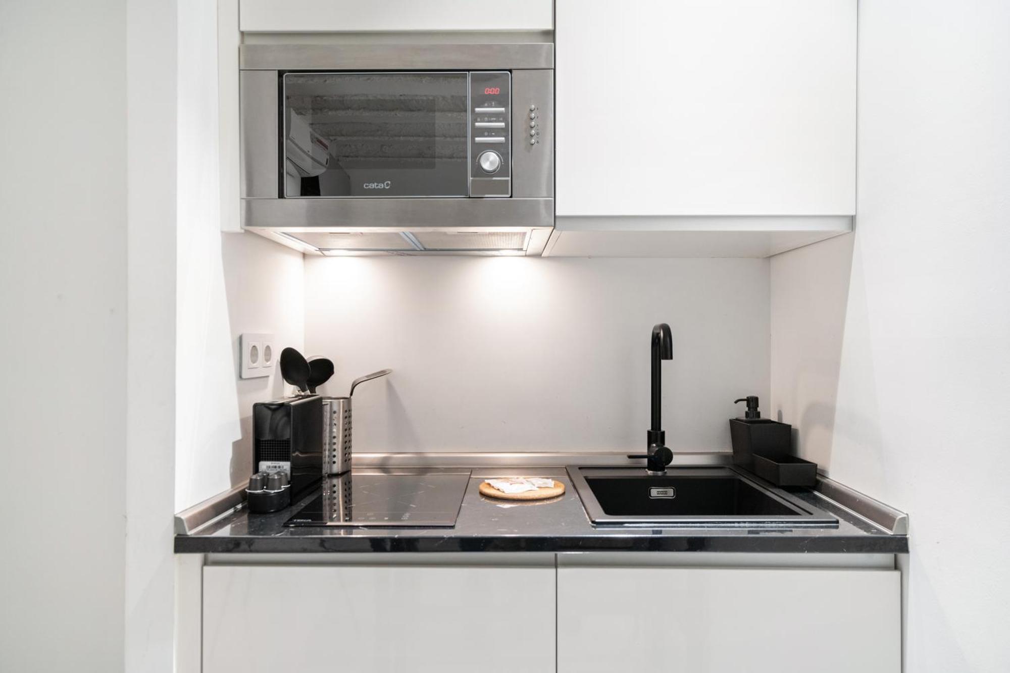 Dobo Madrid Luna 外观 照片