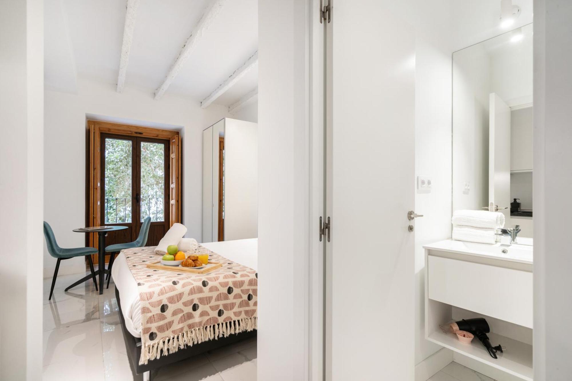 Dobo Madrid Luna 外观 照片